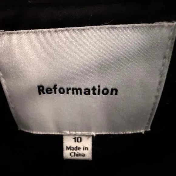 Reformation Grey Pleated Belted Mini Skirt Size 10 - Picture 3 of 3